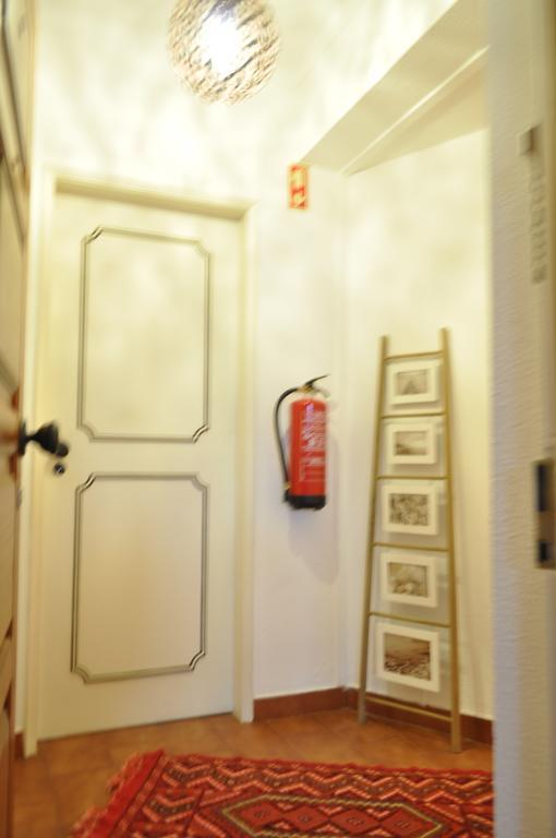 Casa Da Poesia Apartment Портиман Екстериор снимка
