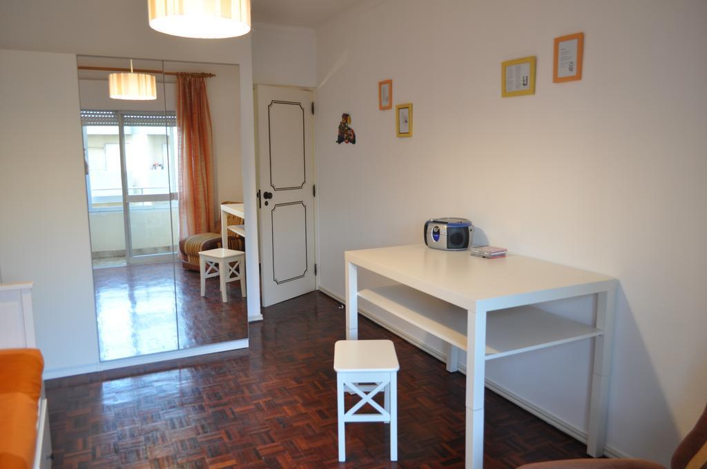 Casa Da Poesia Apartment Портиман Екстериор снимка
