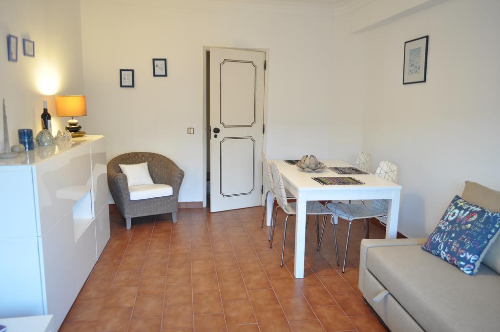 Casa Da Poesia Apartment Портиман Екстериор снимка