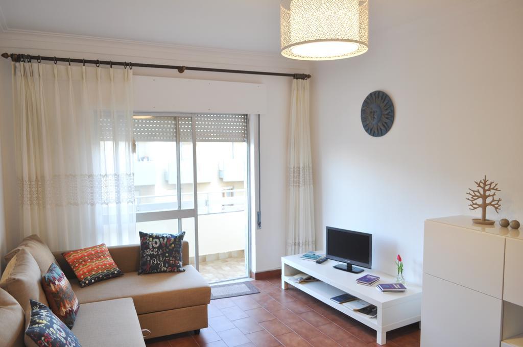 Casa Da Poesia Apartment Портиман Екстериор снимка